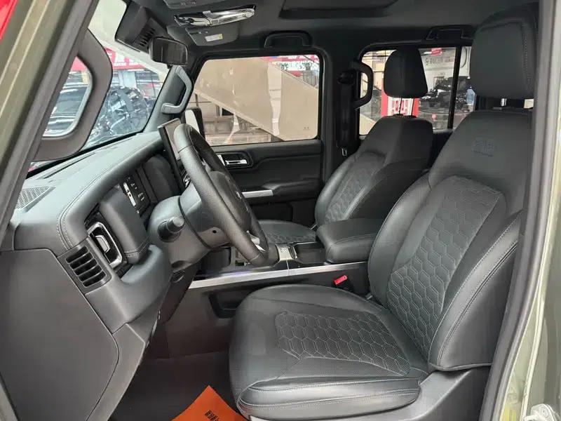 212 T01 2024 Explorer 2.0T — миниатюра 18