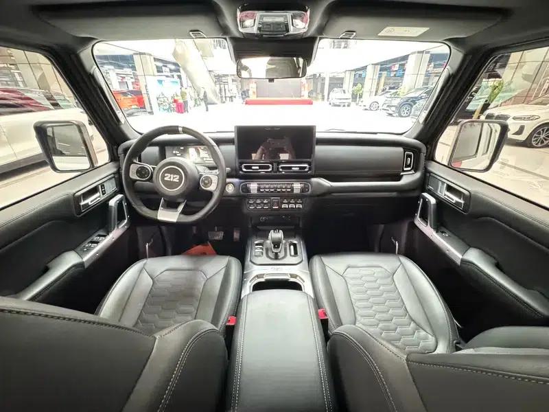 212 T01 2024 Explorer 2.0T — миниатюра 10