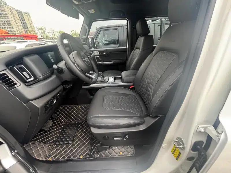 212 T01 2024 Explorer 2.0T — миниатюра 11