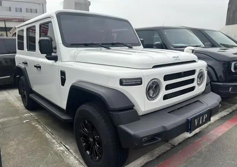 212 T01 2024 Explorer 2.0T — миниатюра 3