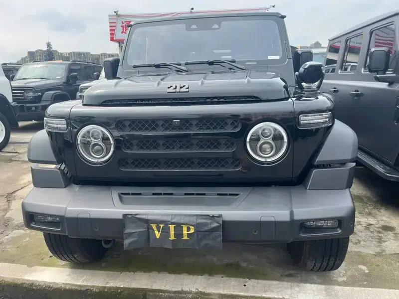 212 T01 2024 Model 2.0T Mechanic — миниатюра 2