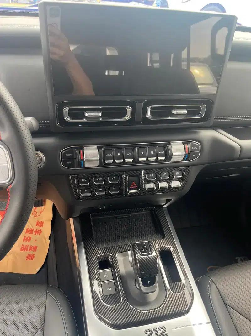 212 T01 2024 Model 2.0T Mechanic — миниатюра 13