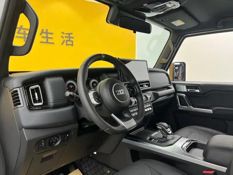 212 T01 2025 Model 2.0T Inspector Upgrade Edition — миниатюра 29