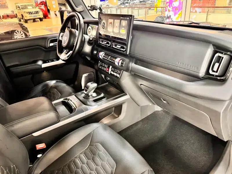 212 T01 2024 Explorer 2.0T — миниатюра 16