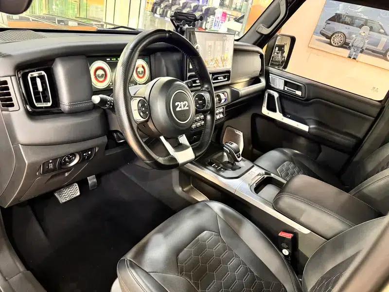 212 T01 2024 Explorer 2.0T — миниатюра 17