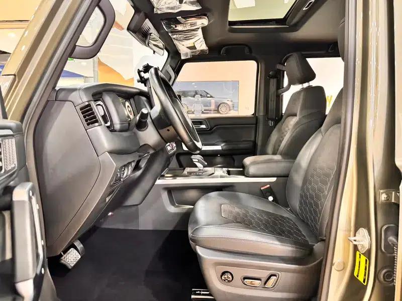 212 T01 2024 Explorer 2.0T — миниатюра 18