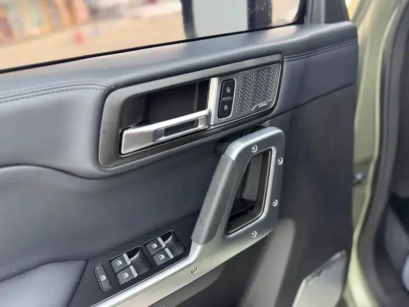 212 T01 2024 Explorer 2.0T — миниатюра 20