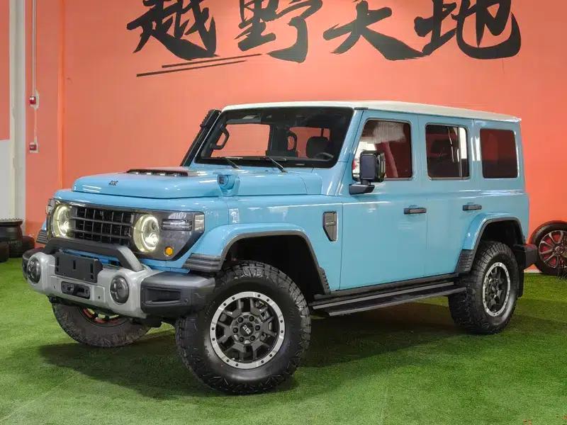 212 T01 2024 Model 2.0T Changfeng Edition — миниатюра 1