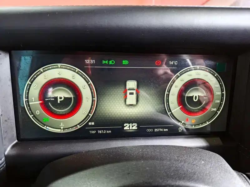 212 T01 2024 Model 2.0T Changfeng Edition — миниатюра 11