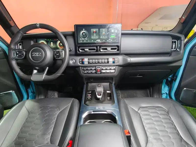212 T01 2024 Model 2.0T Changfeng Edition — миниатюра 10