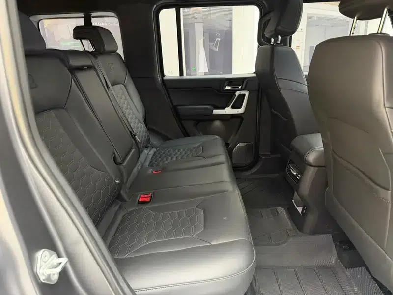 212 T01 2024 Explorer 2.0T — миниатюра 25