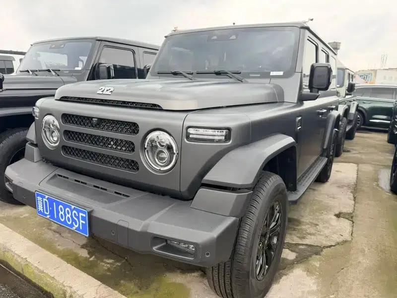 212 T01 2024 Explorer 2.0T — миниатюра 1