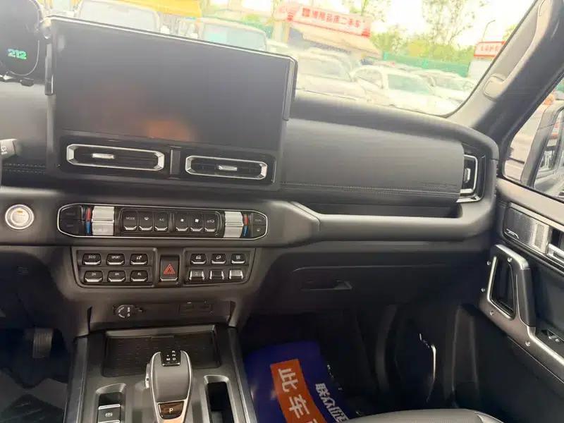 212 T01 2024 Explorer 2.0T — миниатюра 10