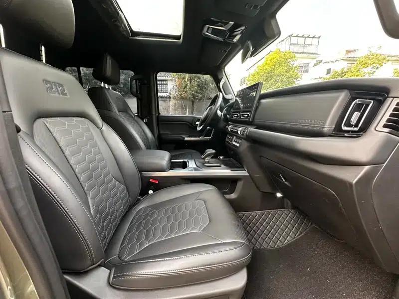212 T01 2024 Explorer 2.0T — миниатюра 29