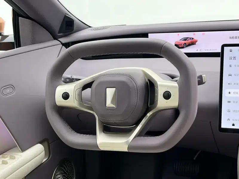 Avita 06T 2026 Elite Dual Motor Pure Electric Version — миниатюра 17