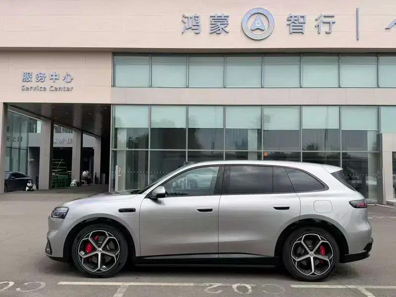 Wenjie M6 2026 Pure Electric Max+ Long Range Edition — миниатюра 3