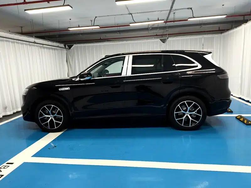 Wenjie M6 2026 Range Extended Max+ 4WD Version — миниатюра 4