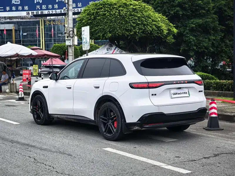 Wenjie M6 2026 Pure Electric Max+ Long Range Edition — миниатюра 5