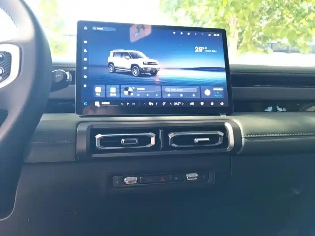 Baojun Yueye Plus 2026 Model 301km Flagship Edition — миниатюра 13