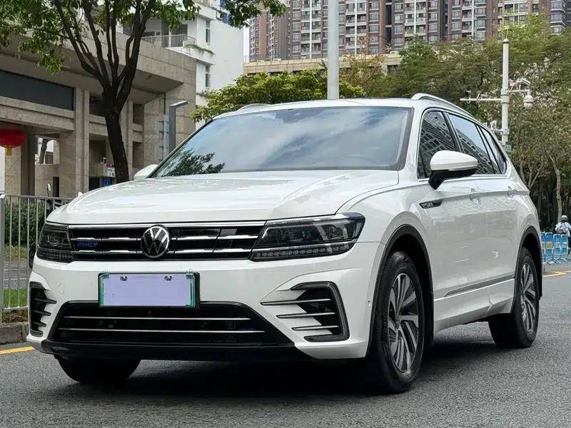 Tiguan L PHEV 2021 1.4T Plug-in Hybrid Flagship Edition — миниатюра 1