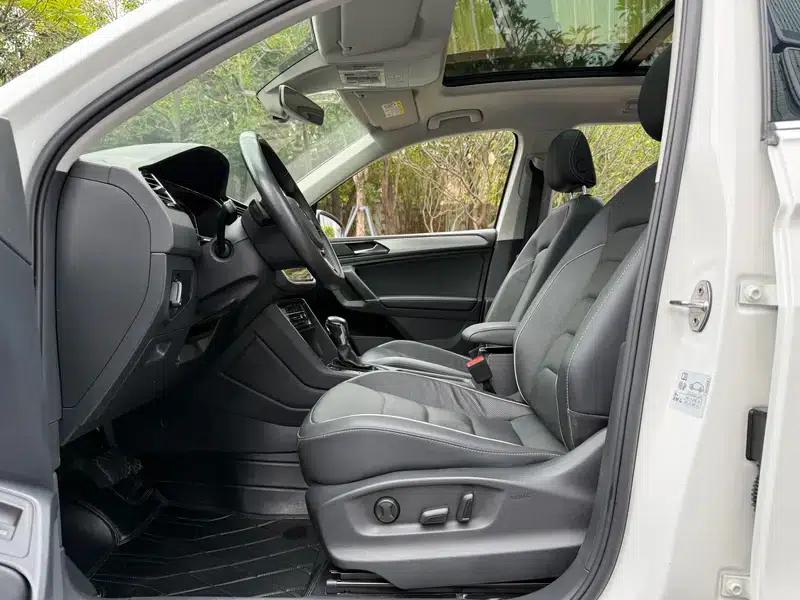 Tiguan L PHEV 2021 1.4T Plug-in Hybrid Flagship Edition — миниатюра 18