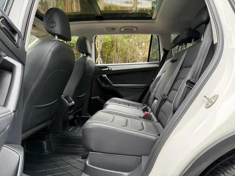 Tiguan L PHEV 2021 1.4T Plug-in Hybrid Flagship Edition — миниатюра 19