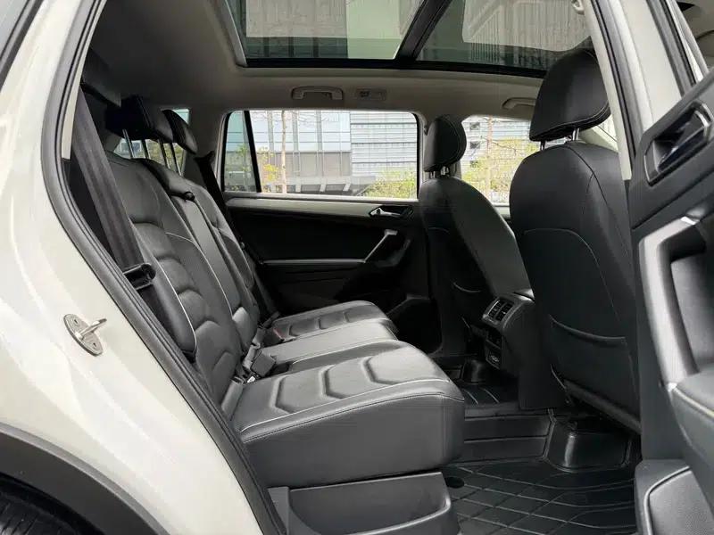 Tiguan L PHEV 2021 1.4T Plug-in Hybrid Flagship Edition — миниатюра 21