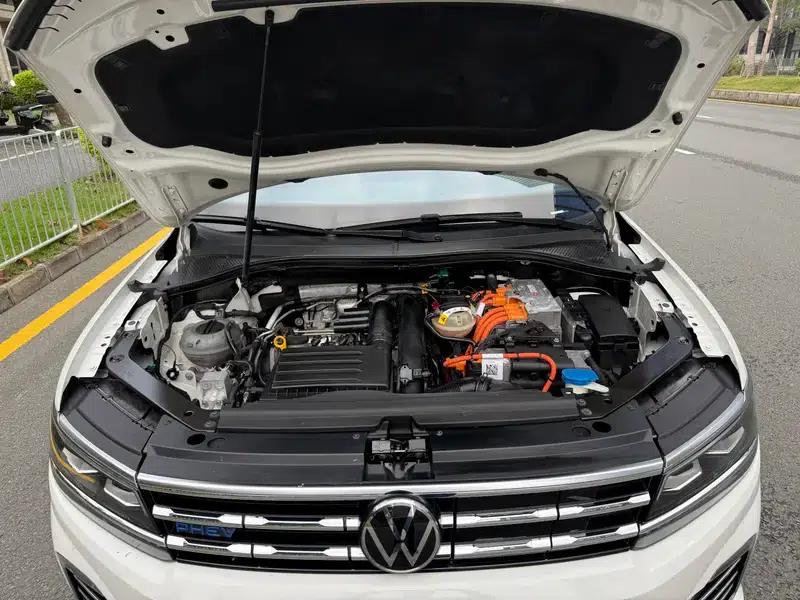 Tiguan L PHEV 2021 1.4T Plug-in Hybrid Flagship Edition — миниатюра 8