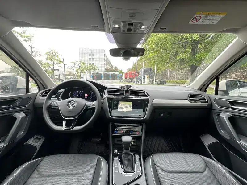 Tiguan L PHEV 2020 430PHEV Plug-in Hybrid Flagship Edition — миниатюра 12