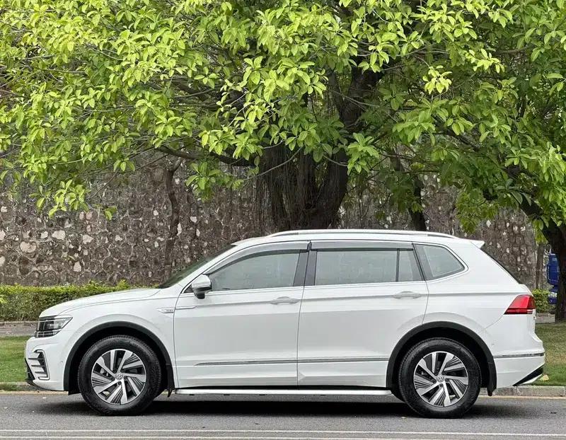Tiguan L PHEV 2020 430PHEV Plug-in Hybrid Flagship Edition — миниатюра 4
