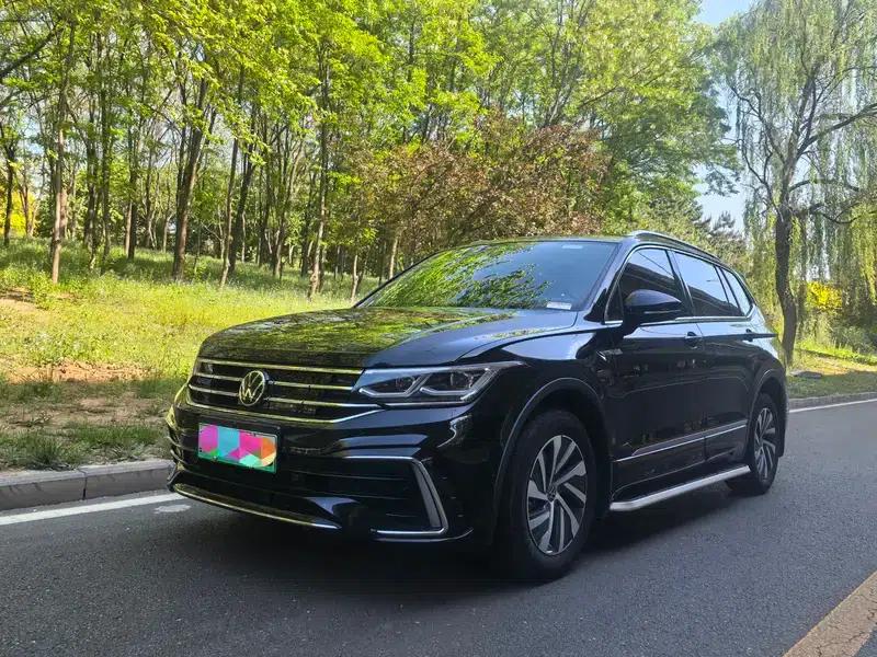 Tiguan L PHEV 2023 430PHEV Plug-in Hybrid Flagship Edition — миниатюра 1