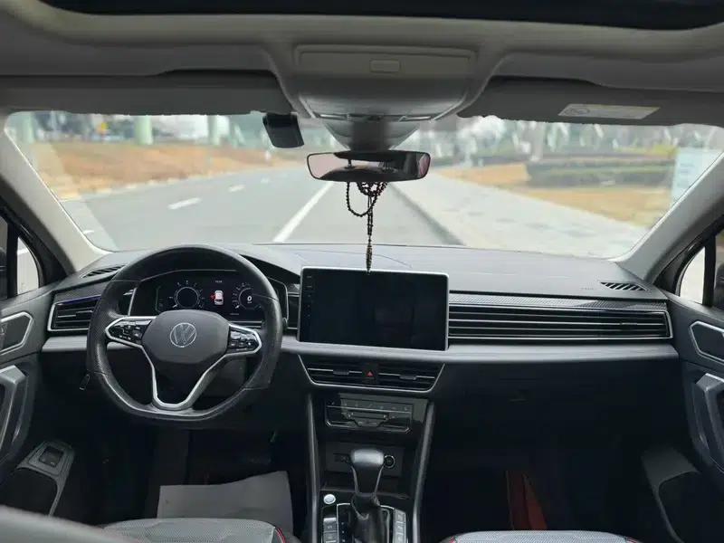 Tiguan L PHEV 2022 430PHEV Plug-in Hybrid Premium Edition — миниатюра 7