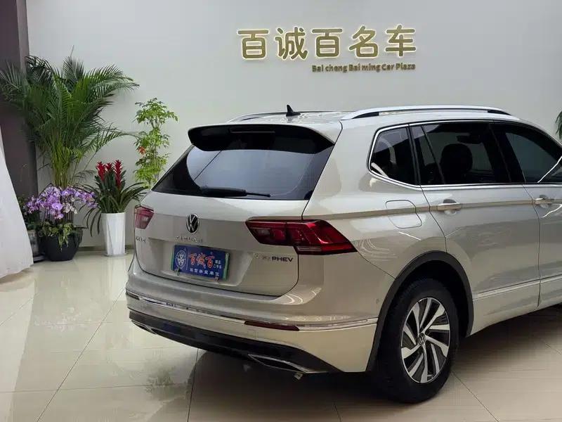 Tiguan L PHEV 2021 1.4T Plug-in Hybrid Premium Edition — миниатюра 7