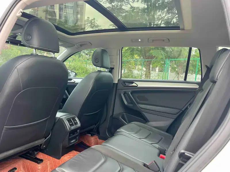 Tiguan L PHEV 2021 1.4T Plug-in Hybrid Premium Edition — миниатюра 10