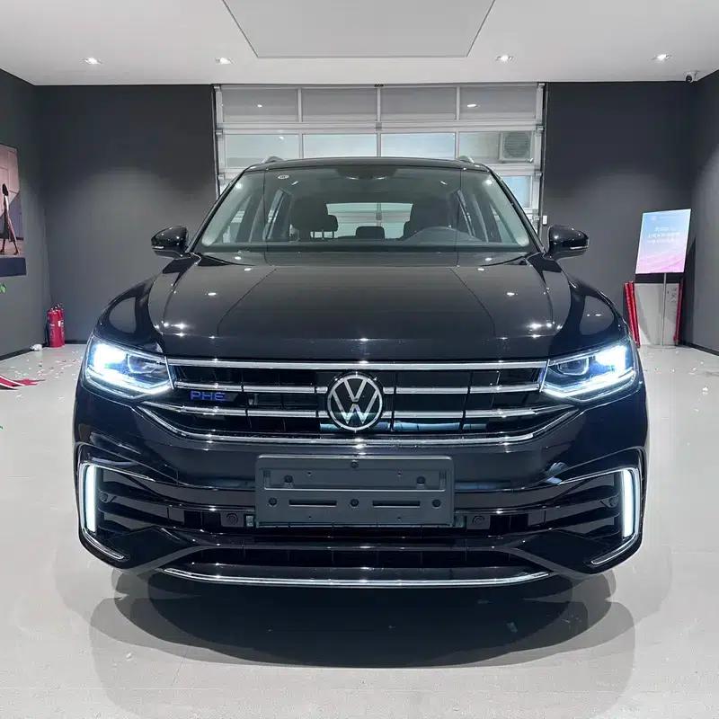 Tiguan L PHEV 2023 430PHEV Plug-in Hybrid Premium Edition — миниатюра 2