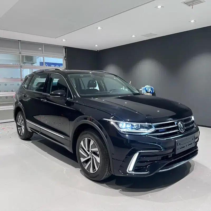 Tiguan L PHEV 2023 430PHEV Plug-in Hybrid Premium Edition — миниатюра 3