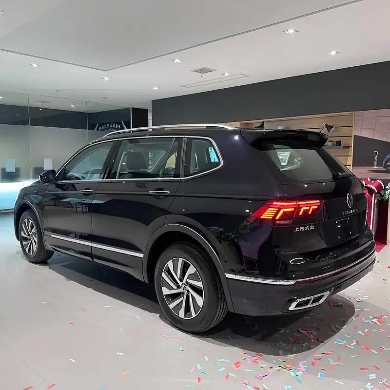 Tiguan L PHEV 2023 430PHEV Plug-in Hybrid Premium Edition — миниатюра 4