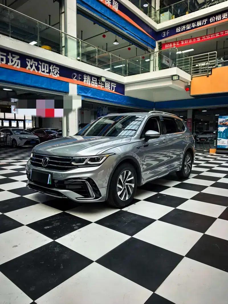 Tiguan L PHEV 2022 430PHEV Plug-in Hybrid Flagship Edition — миниатюра 1
