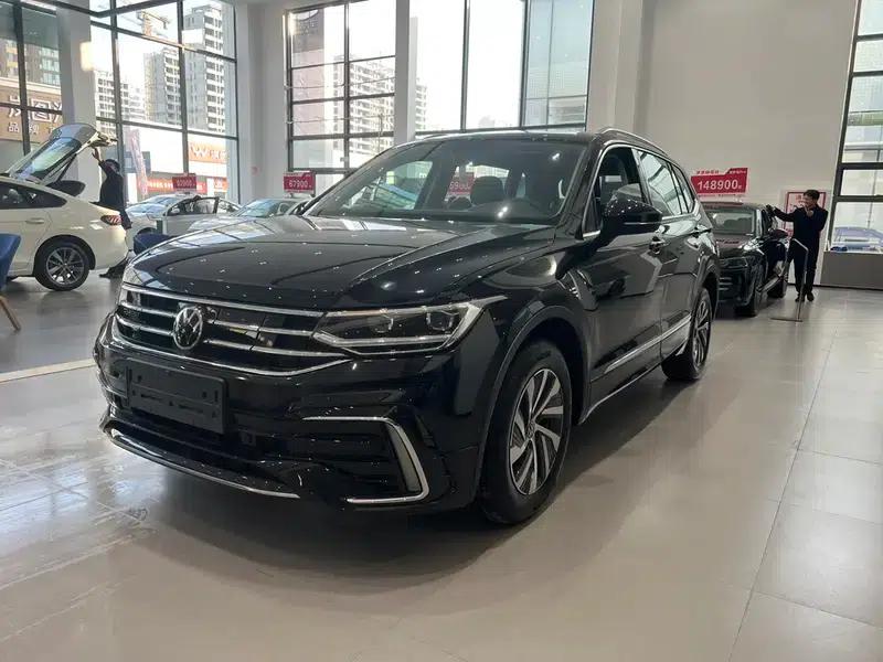 Tiguan L PHEV 2023 430PHEV Plug-in Hybrid Premium Edition — миниатюра 1