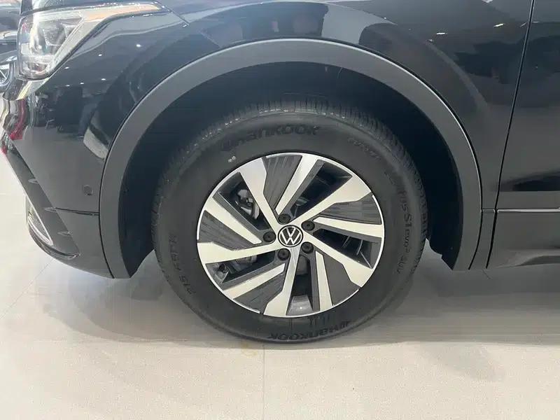 Tiguan L PHEV 2023 430PHEV Plug-in Hybrid Premium Edition — миниатюра 10