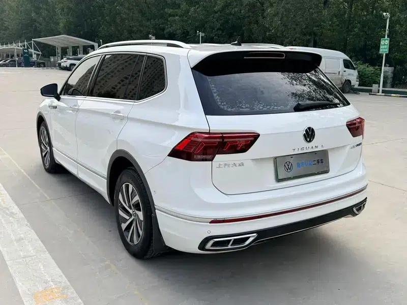 Tiguan L PHEV 2022 430PHEV Plug-in Hybrid Premium Edition — миниатюра 4
