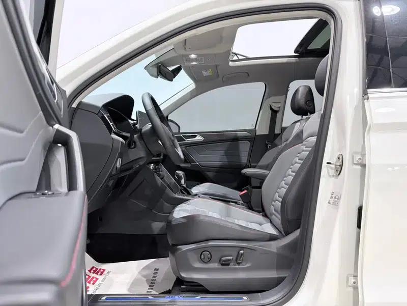 Tiguan L PHEV 2023 430PHEV Plug-in Hybrid Flagship Edition — миниатюра 21