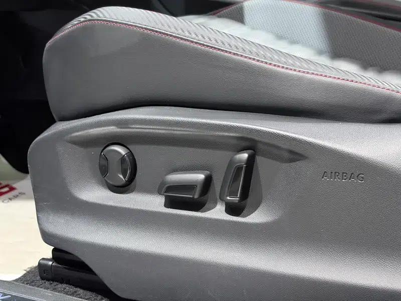Tiguan L PHEV 2023 430PHEV Plug-in Hybrid Flagship Edition — миниатюра 22