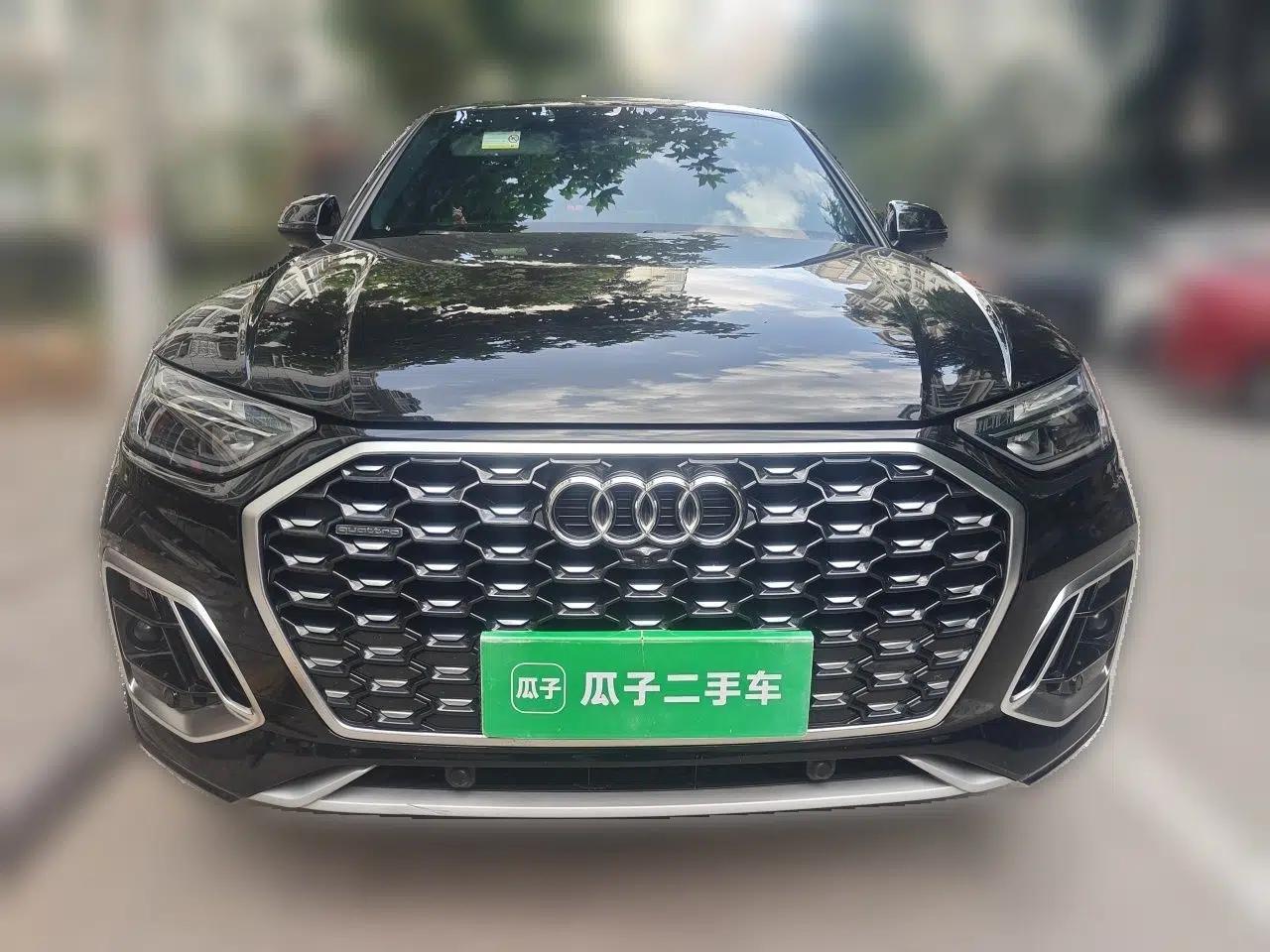 Audi Q5L Sportback 2021 40 TFSI Luxury Edition — миниатюра 2