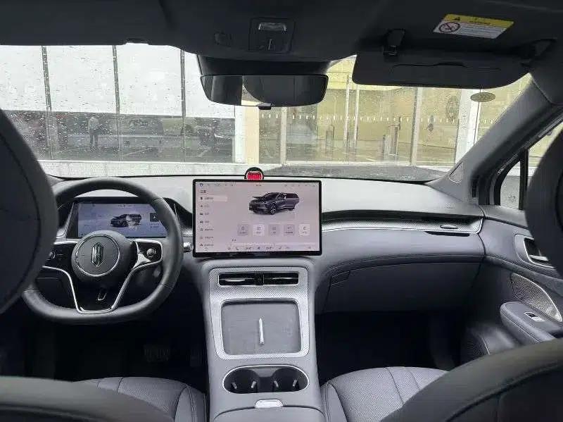 Shangjie H5 2025 Pure Electric Max Long Range Edition — миниатюра 10