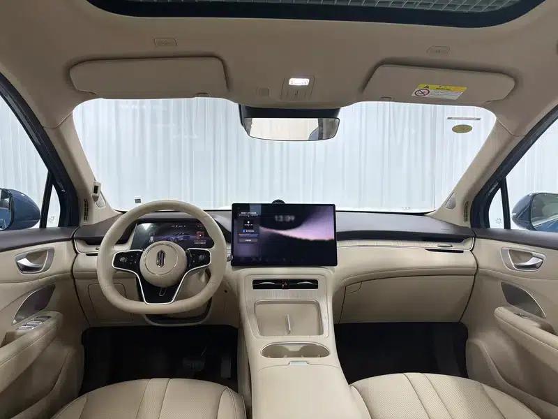Shangjie H5 2025 Pure Electric Max Long Range Edition — миниатюра 14