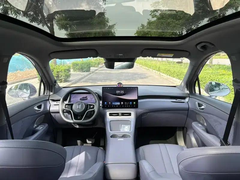 Shangjie H5 2025 Pure Electric Max Long Range Edition — миниатюра 9