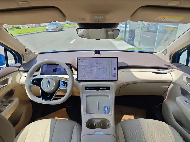 Shangjie H5 2025 Pure Electric Max Long Range Edition — миниатюра 8