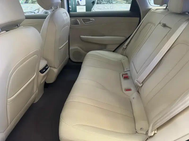 Shangjie H5 2025 Pure Electric Max Long Range Edition — миниатюра 12