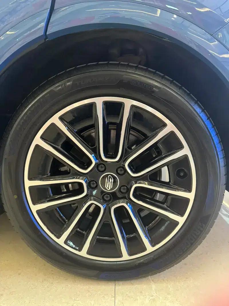 Shangjie H5 2025 Pure Electric Max Long Range Edition — миниатюра 7